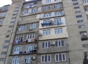 Satılır 1 otaqlı 40 m2 köhnə tikili İnşaatçılar m.