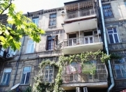 Satılır 1 otaqlı 33 m2 köhnə tikili Neftçilər m.