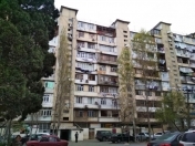 Satılır 5 otaqlı 120 m2 köhnə tikili 8 km