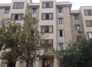 Satılır 3 otaqlı 70 m2 köhnə tikili İnşaatçılar m.