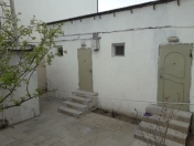 İcarəyə verilir 1 otaqlı 27 m2 həyət evi Bakıxanov