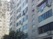 Satılır 4 otaqlı 100 m2 köhnə tikili Yasamal r.