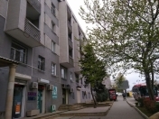 Satılır 2 otaqlı 32 m2 köhnə tikili Yasamal r.