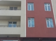 İcarəyə verilir 3 otaqlı 145 m2 yeni tikili Ayna Sultanova heykəli