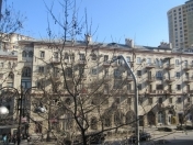 Satılır 3 otaqlı 80 m2 köhnə tikili Hüseyn Cavid parkı