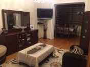 Satılır 3 otaqlı 80 m2 köhnə tikili Nizami m.