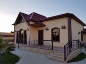 Satılır 4 otaqlı 150 m2 bağ evi Rəssamlıq Akademiyası