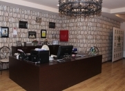 İcarəyə verilir 8 otaqlı 40 m2 obyekt Gənclik m.