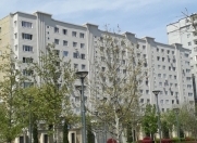 Satılır 4 otaqlı 100 m2 köhnə tikili İnşaatçılar m.