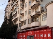 Satılır 4 otaqlı 180 m2 yeni tikili Ayna Sultanova heykəli