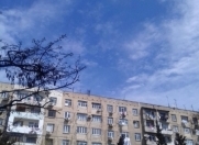 Satılır 2 otaqlı 60 m2 köhnə tikili Ukrayna dairəsi