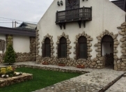 İcarəyə verilir 5 otaqlı 250 m2 bağ evi Koroğlu m.