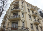 İcarəyə verilir 1 otaqlı 40 m2 ofis İçəri Şəhər
