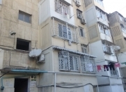 Satılır 3 otaqlı 70 m2 köhnə tikili Yasamal r.