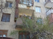 Satılır 3 otaqlı 78 m2 köhnə tikili Koala parkı