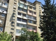 Satılır 4 otaqlı 110 m2 köhnə tikili Ayna Sultanova heykəli