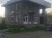 Satılır 4 otaqlı 120 m2 obyekt Şəki