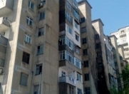 Satılır 3 otaqlı 80 m2 köhnə tikili İnşaatçılar m.