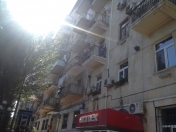 Satılır 2 otaqlı 50 m2 köhnə tikili İncəsənət və Mədəniyyət Un.