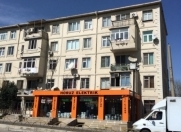 Satılır 2 otaqlı 45 m2 köhnə tikili Moskva univermağı