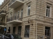 İcarəyə verilir 6 otaqlı 200 m2 ofis Nizami kinoteatrı