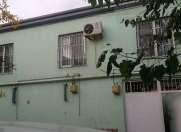 Satılır 6 otaqlı 115 m2 həyət evi Nizami m.