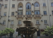 Satılır 2 otaqlı 60 m2 köhnə tikili İzmir parkı