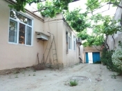 Satılır 5 otaqlı 120 m2 həyət evi Əmircan