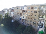 Satılır 1 otaqlı 45 m2 köhnə tikili Əhmədli m.