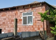 Satılır 2 otaqlı 100 m2 həyət evi Salyan