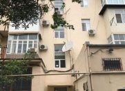 Satılır 2 otaqlı 62 m2 köhnə tikili Bakı Dövlət Universiteti