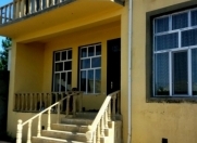 Satılır 4 otaqlı 240 m2 həyət evi Masazır