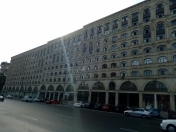 Satılır 4 otaqlı 100 m2 köhnə tikili Şərq Bazarı