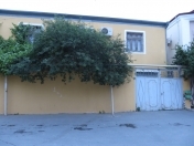 İcarəyə verilir 6 otaqlı 250 m2 həyət evi Azadlıq prospekti m.