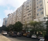 Satılır 1 otaqlı 50 m2 köhnə tikili Sahil m.