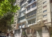 Satılır 2 otaqlı 35 m2 köhnə tikili İnşaatçılar m.