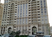 Satılır 4 otaqlı 155 m2 yeni tikili Azneft meydanı