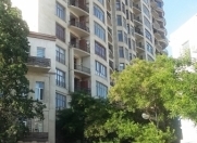 İcarəyə verilir 5 otaqlı 180 m2 obyekt İçəri Şəhər