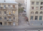 Satılır 2 otaqlı 46 m2 köhnə tikili Nəriman Nərimanov parkı