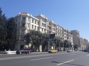 Satılır 1 otaqlı 38 m2 köhnə tikili Sahil m.