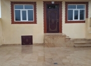 Satılır 3 otaqlı 200 m2 həyət evi Binəqədi