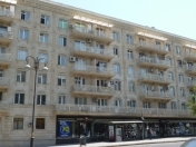 İcarəyə verilir 4 otaqlı 92 m2 yeni tikili 20 yanvar m.