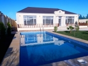 Satılır 5 otaqlı 200 m2 bağ evi 28 Mall