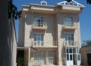 Satılır 8 otaqlı 350 m2 villa Naxçıvan