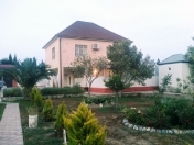 İcarəyə verilir 6 otaqlı 300 m2 bağ evi Şüvəlan