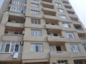 Satılır 3 otaqlı 100 m2 yeni tikili Əhmədli m.