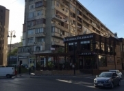 Satılır 4 otaqlı 110 m2 köhnə tikili Ayna Sultanova heykəli