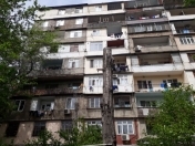 Satılır 2 otaqlı 65 m2 köhnə tikili Ayna Sultanova heykəli