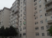 Satılır 4 otaqlı 75 m2 köhnə tikili İnşaatçılar m.