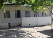 Satılır 3 otaqlı 100 m2 həyət evi Bərdə